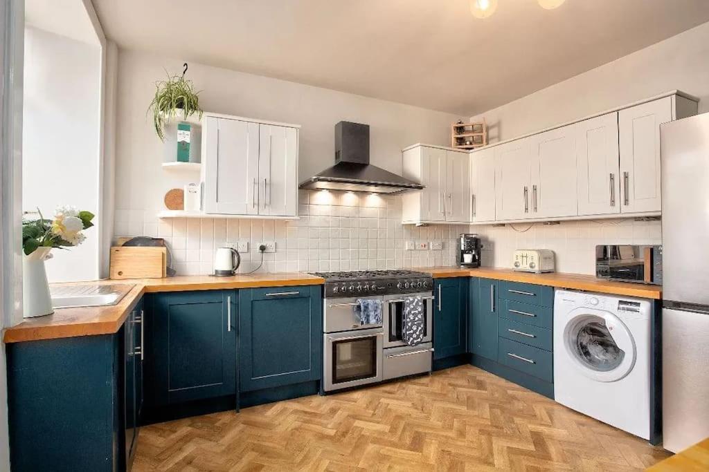 Appartement Georgian Townhouse In Centre Of Perth Extérieur photo